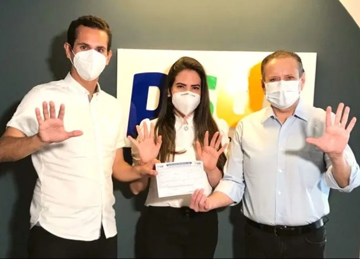 Bispa Vanessa se filiou ao PSD