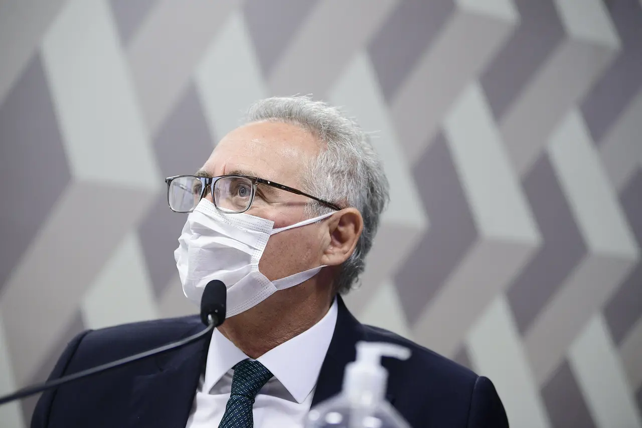 Imagem da notícia: Renan Calheiros decide adiar entrega de relatório final da CPI da Covid para outubro