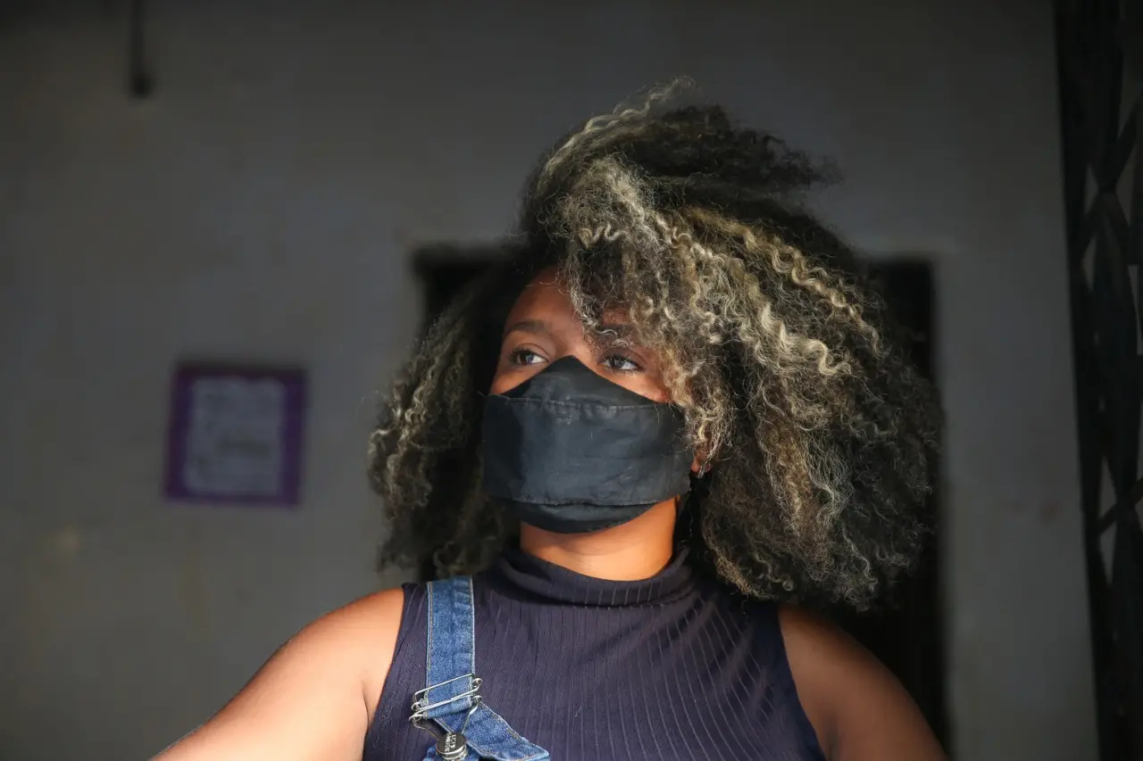 Imagem da notícia: 'Pra andar de bicicleta, tenho que estar com a nota fiscal': cearenses relatam racismo diário