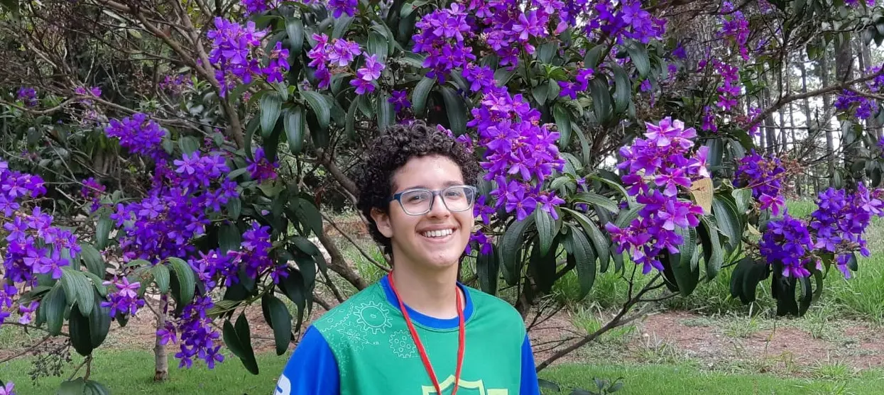 Imagem da notícia: Estudante cearense realiza sonho e competirá na Olimpíada Internacional de Astronomia e Astrofísica