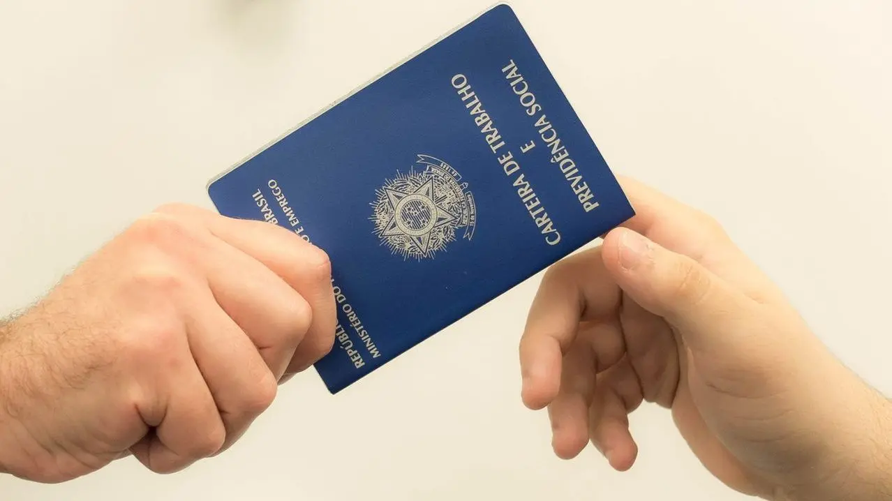 Imagem da notícia: Ceará gera 16,5 mil vagas de emprego em agosto e tem melhor resultado desde o início da pandemia 
