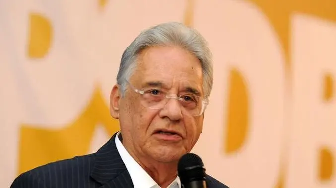 Imagem da notícia: 'Sempre votamos juntos', diz FHC sobre Tasso em reunião sobre prévias internas do PSDB