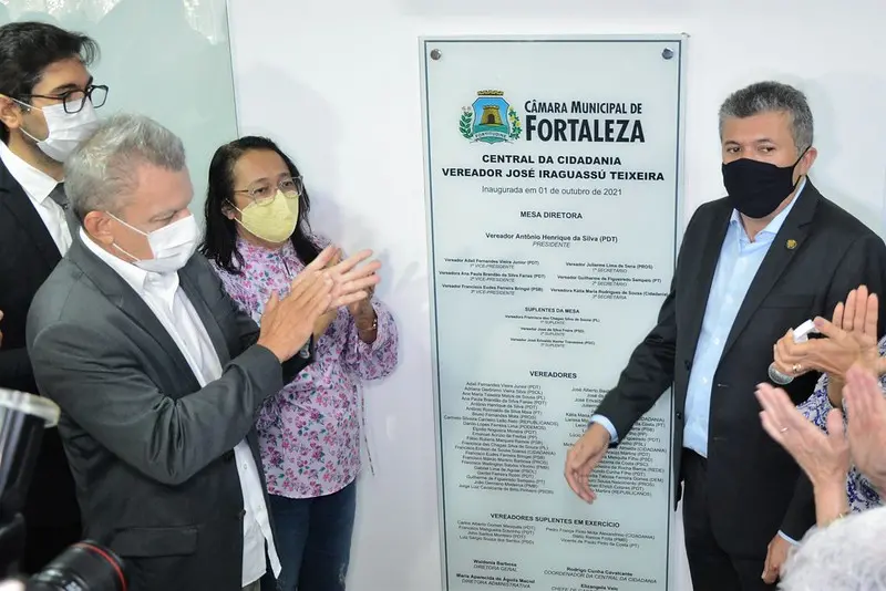 Imagem da notícia: Central da Cidadania da Câmara de Fortaleza homenageia ex-vereador Iraguassú Teixeira