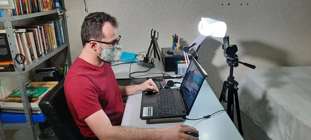 Imagem da notícia: Universidades públicas no Ceará devem retomar ensino integralmente presencial apenas em 2022