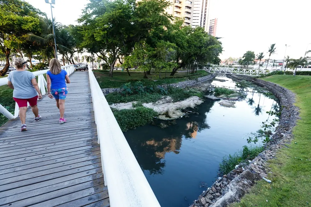 A proximidade com a Avenida Beira-Mar confere um charmoso toque ao espaço, também ótimo para tirar fotos