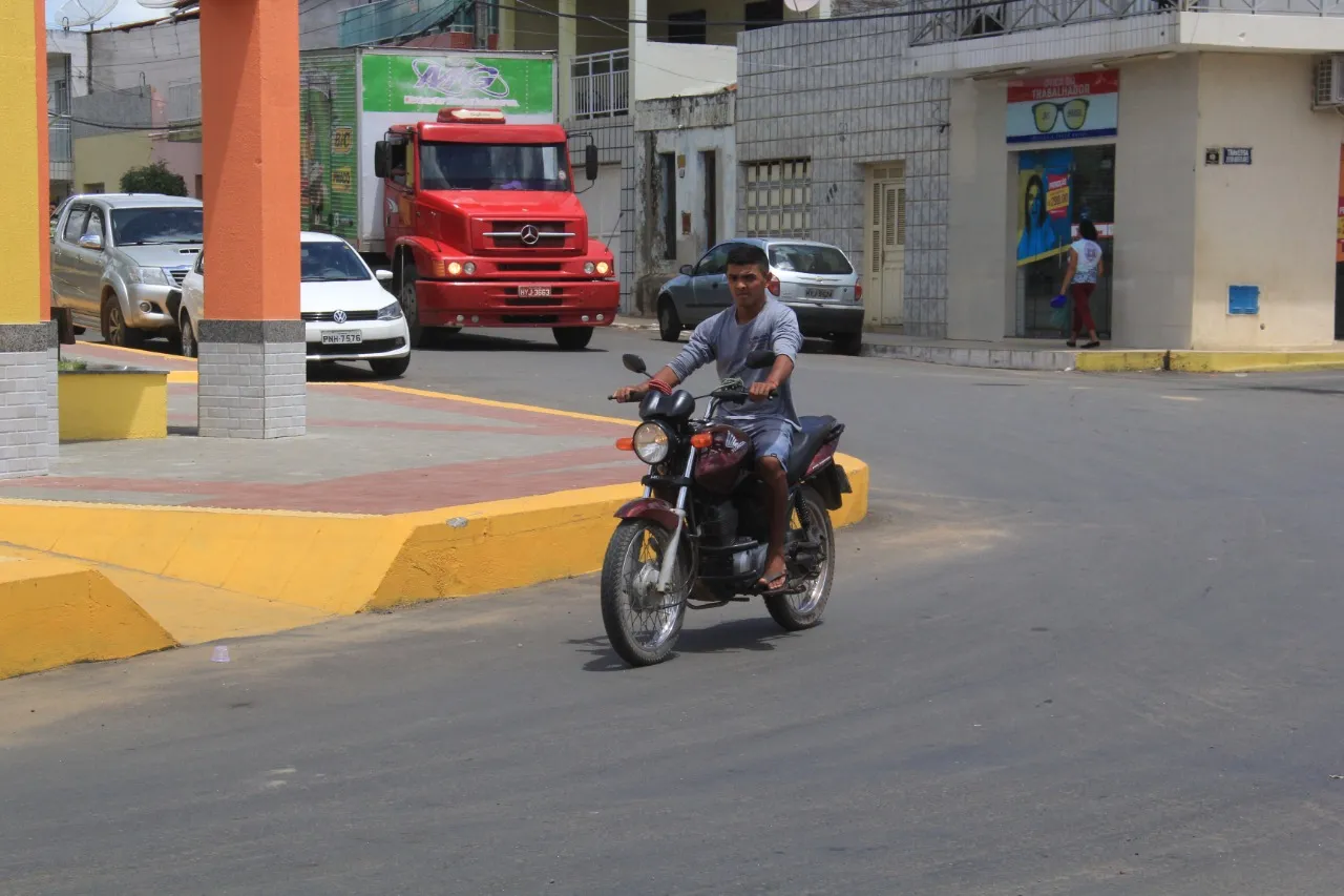 O Ceará tem mais motos e motonetas que pessoas habilitadas