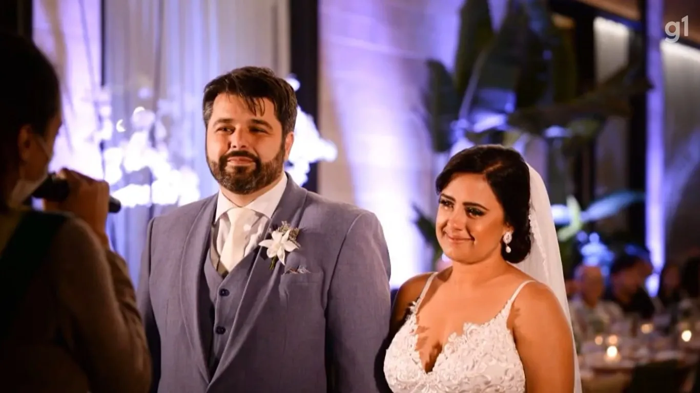 Apesar de todos os imprevisto e atrasos, noivos conseguiram se casar