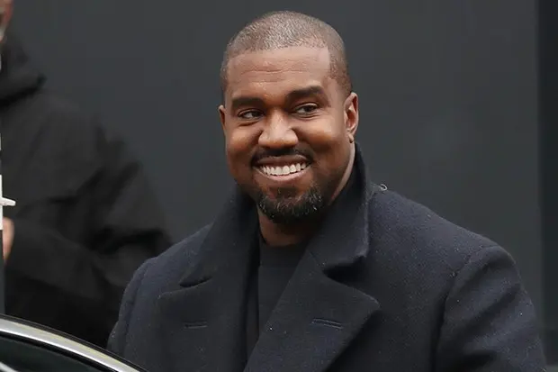 Imagem da notícia: Kanye West altera oficialmente nome para Ye 