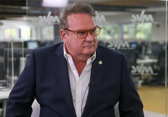 Imagem da notícia: No Senado, Chiquinho Feitosa cobra sabatina de André Mendonça ao STF, mas sinaliza independência