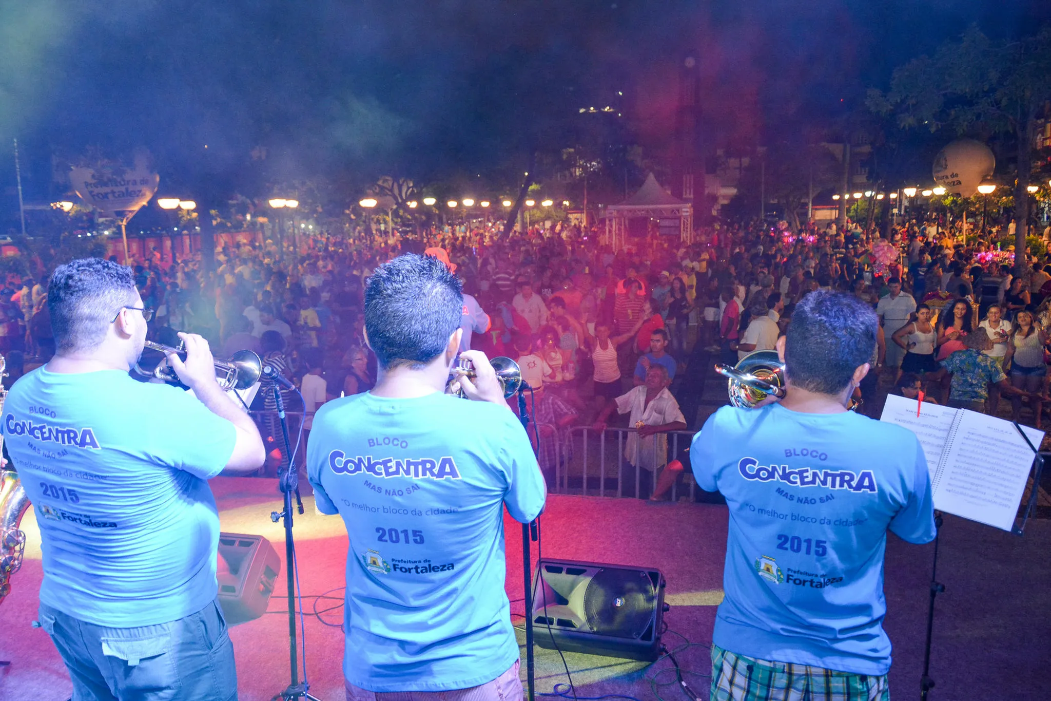 Bloco Concentra mas não sai, na Praça do Ferreira, em 2015