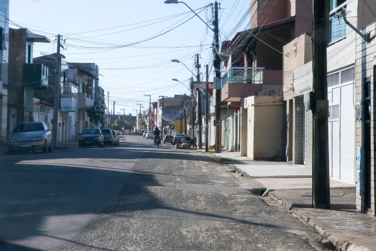 A imagem do Pirambu foi historicamente atrelada a uma zona perigosa, de miséria, criminalidade e prostituição.