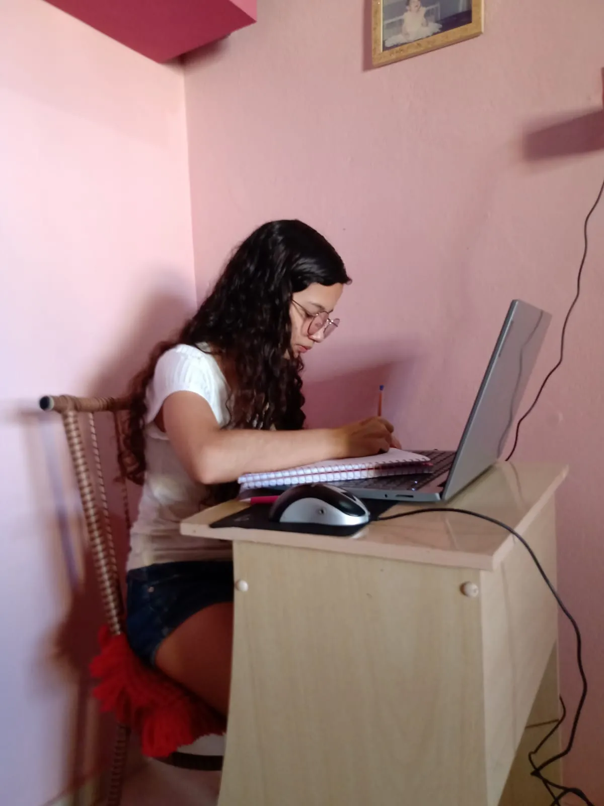 Sávila, estudante de Design Digital do campus da UFC em Quixadá