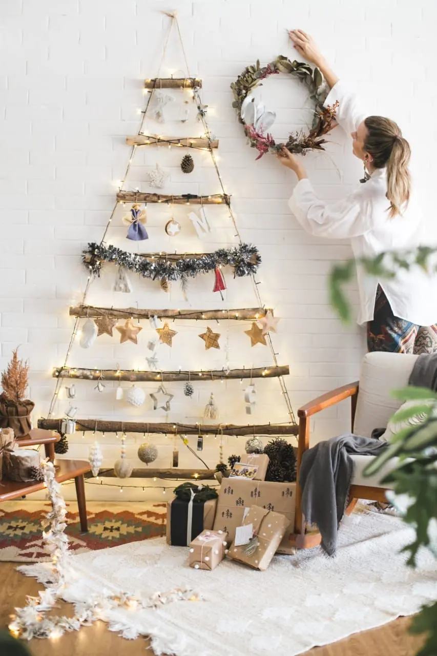 Imagem da notícia: Então é Natal: confira dicas para montar uma árvore artesanal em família