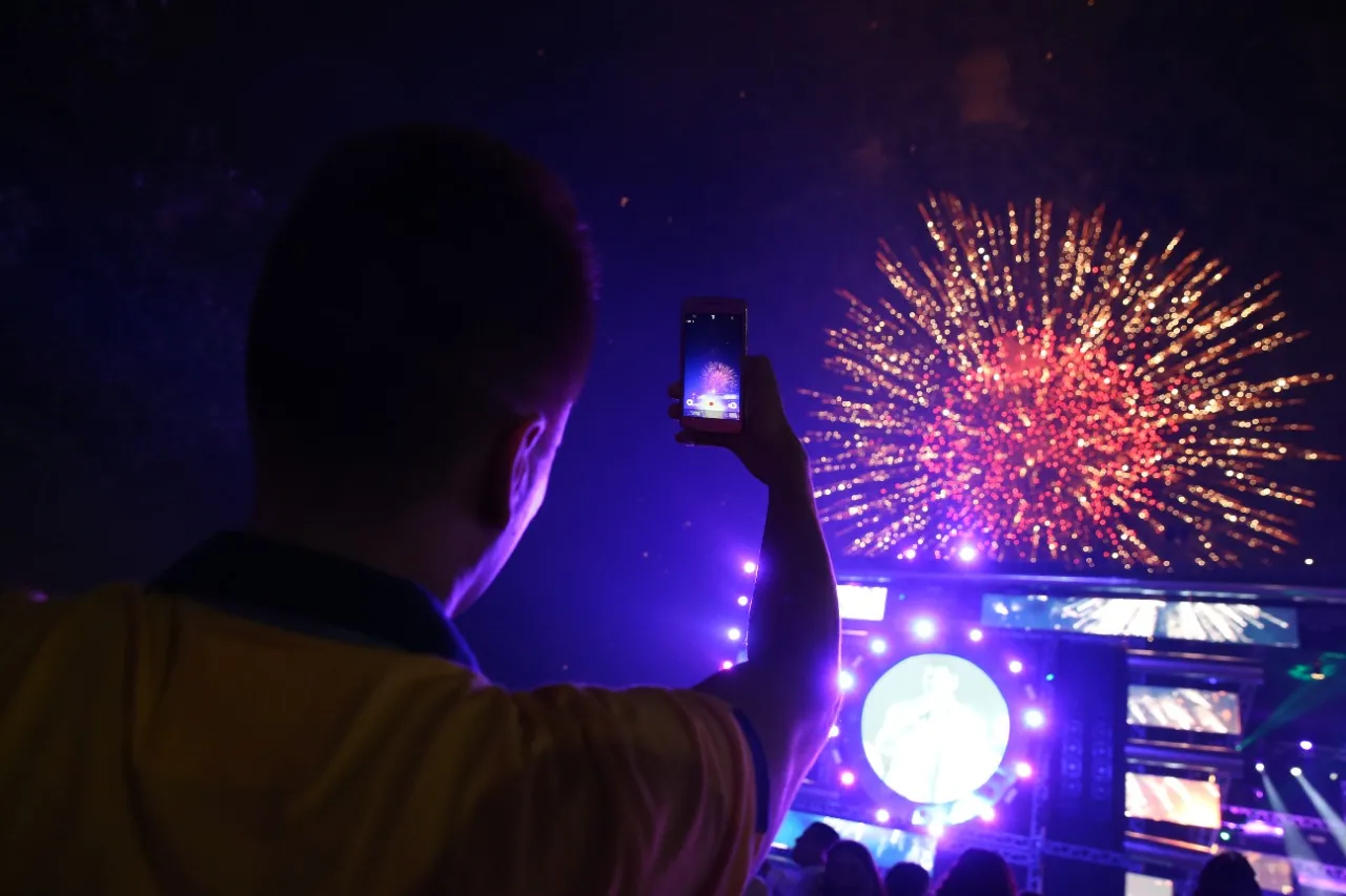 Clubes e hotéis da Capital confirmam festas para o Réveillon 2022.