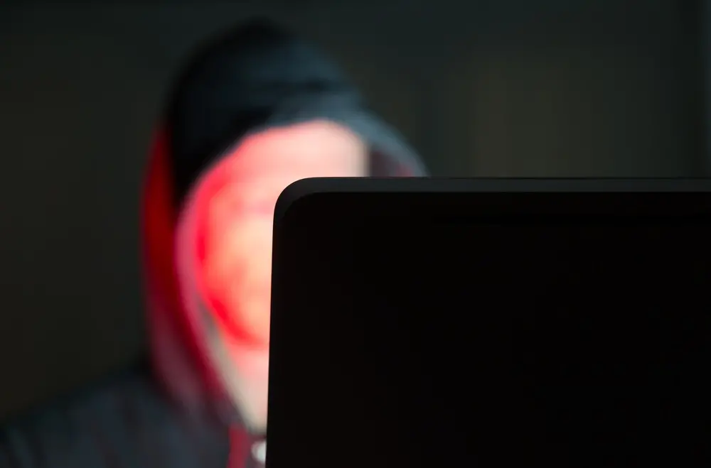 Imagem da notícia: Suspeito de extorquir e ameaçar adolescentes de morte pelas redes sociais é preso em Maracanaú