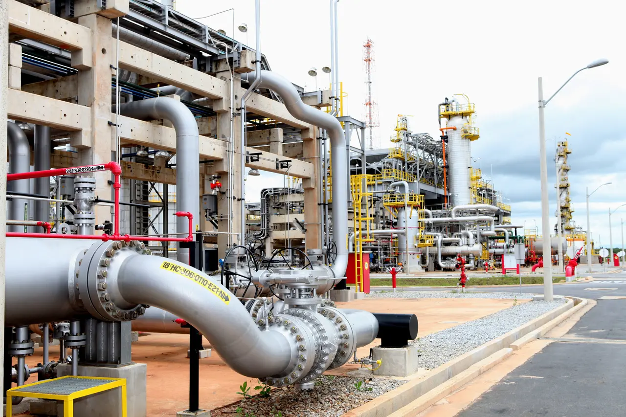 Imagem da notícia: Petrobras propõe aumentar em até quatro vezes o preço do gás natural em 2022