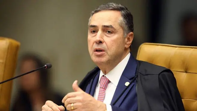 Imagem da notícia: STF suspende parte da portaria do governo federal que impedia demissão de trabalhador não vacinado