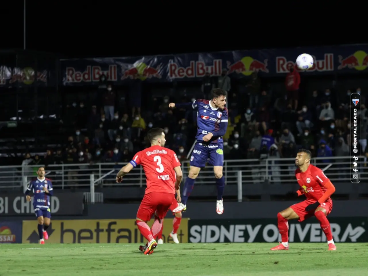 Imagem da notícia: Bragantino 3x0 Fortaleza: fim de jogo