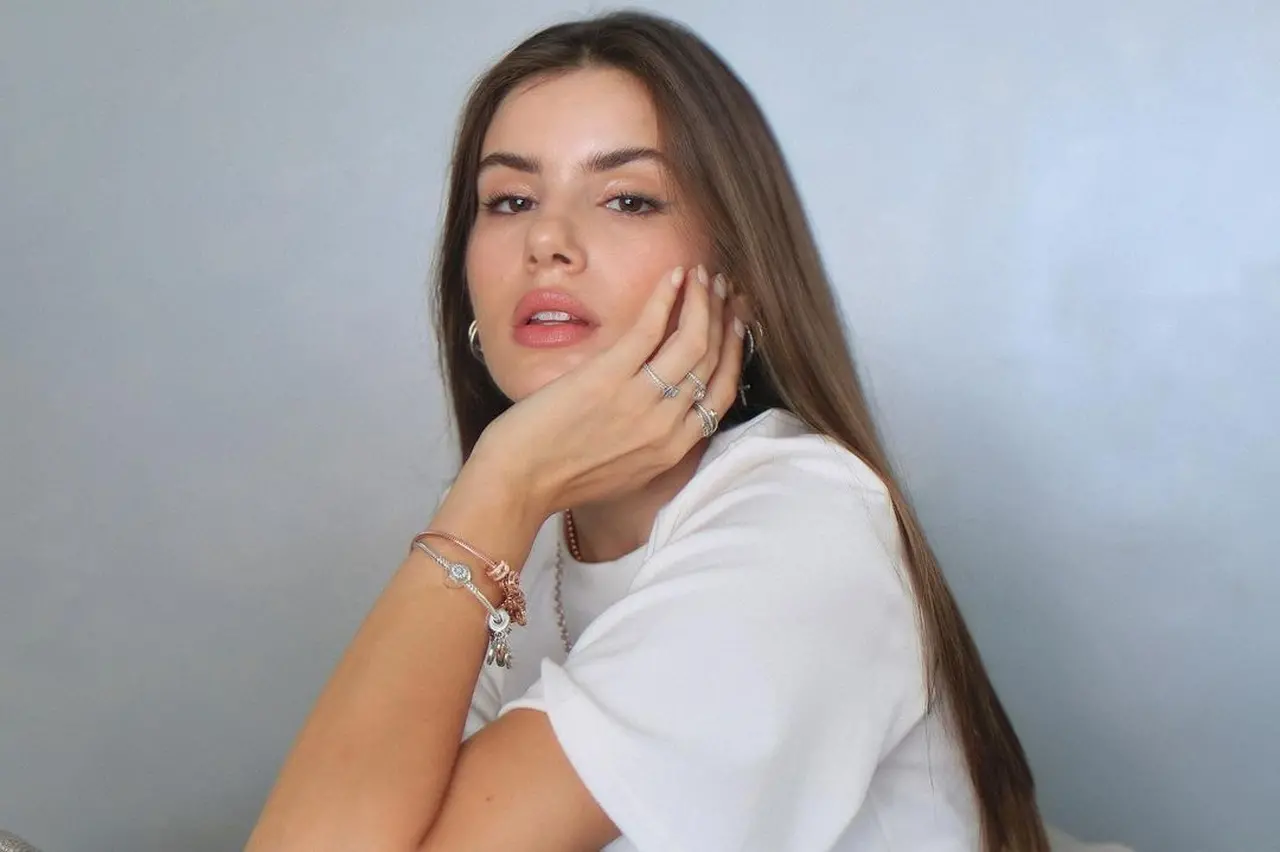Imagem da notícia: Camila Queiroz fala sobre estado de saúde no dia que faltou em 'Verdades Secretas 2'
