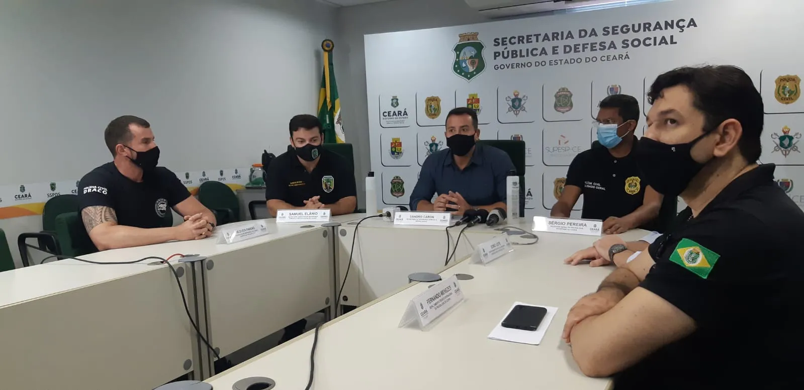 Coletiva de imprensa ocorreu no fim da manhã desta sexta-feira (19)
