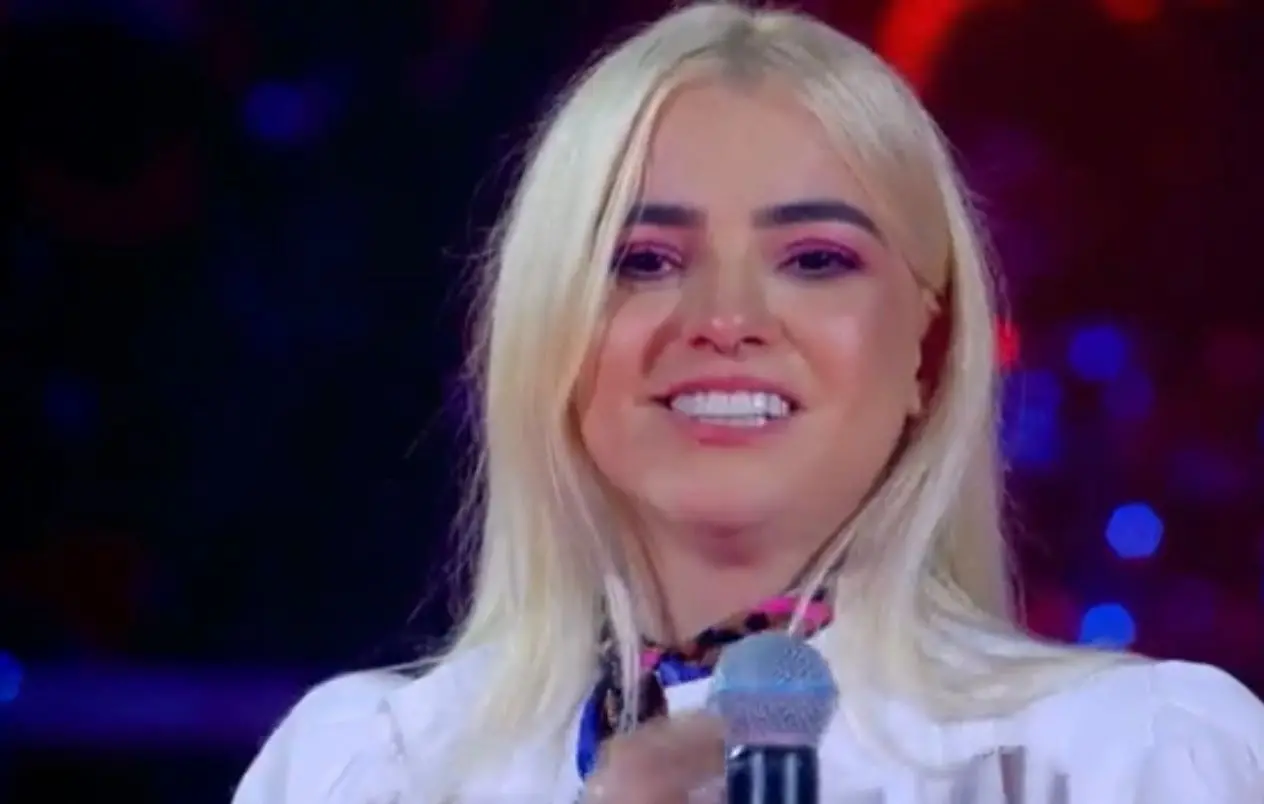 Imagem da notícia: Cearense Camila Marieta vence batalha e avança de fase no 'The Voice Brasil' 
