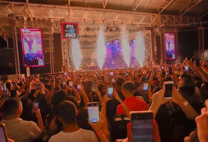 Evento trabalhou com 50% da capacidade da casa, como previsto em lei