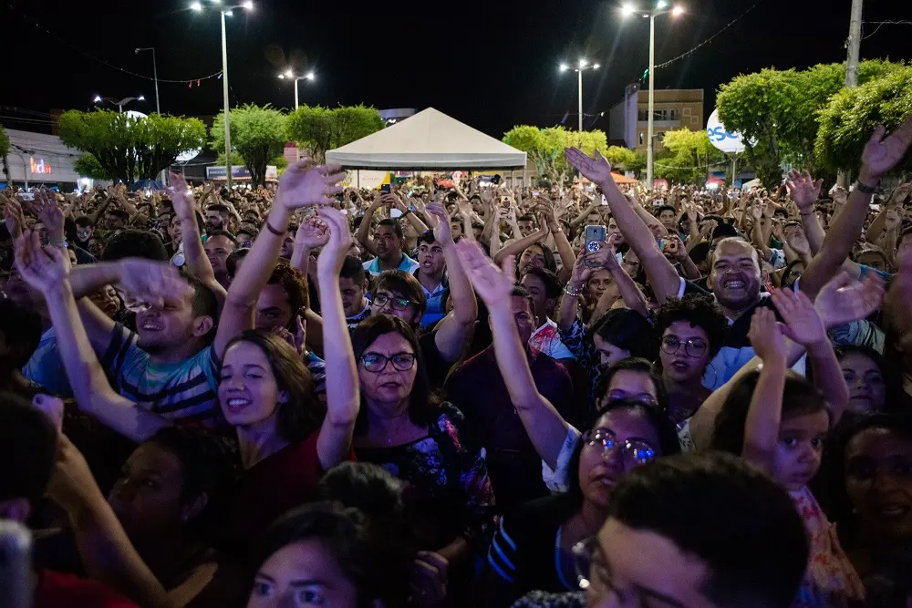 Imagem da notícia: Excessos no show de João Gomes são naturais após o período de maior confinamento? Ciência explica