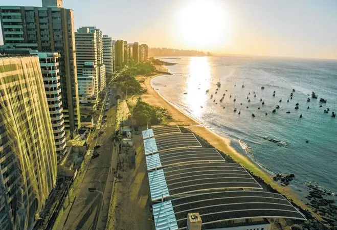 Imagem da notícia: Fortaleza deve receber 500 mil turistas nesta alta estação e espera injeção de R$ 1,4 bilhão