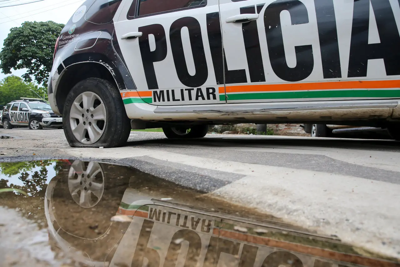 Imagem da notícia: Suspeito de matar homem a facadas em briga na Praia do Preá é preso horas depois
