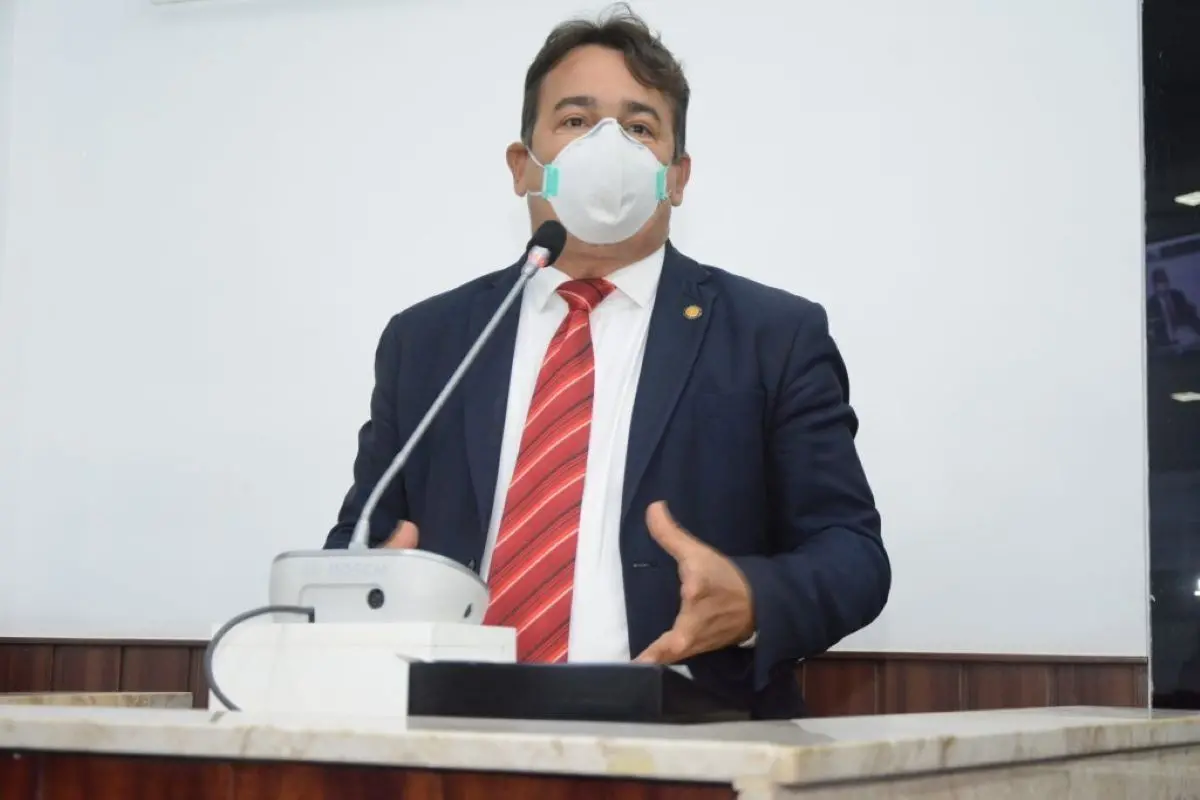 Imagem da notícia: Vereador autuado por tentativa de feminicídio pediu fim da violência contra a mulher