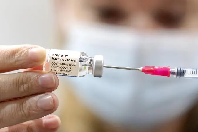 Imagem da notícia: Ceará aplicará vacina da Janssen em quem tomou dose única; primeiro lote deve chegar domingo (5)