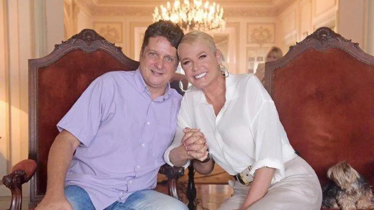 Imagem da notícia: Pedro Bial reúne Xuxa e ator de 'Amor, estranho amor', filme polêmico com a artista 