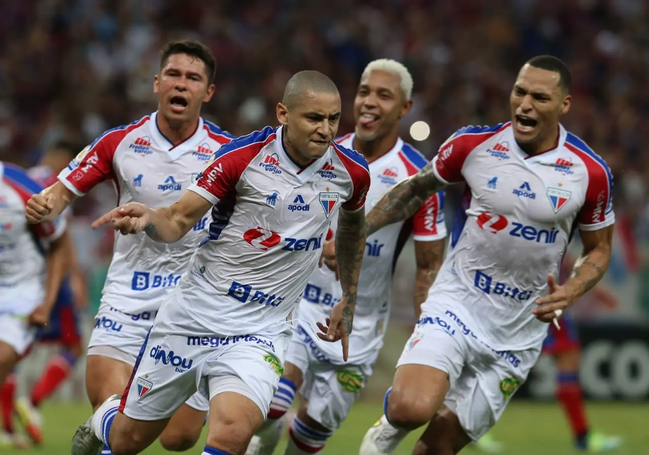 Imagem da notícia: No G-4, Fortaleza conquista melhor posição da história do Nordeste no atual formato da Série A