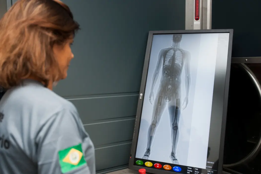 Imagem da notícia Advogadas grávidas são autorizadas a entrar em presídios do Ceará sem inspeção por ‘body scanner’
