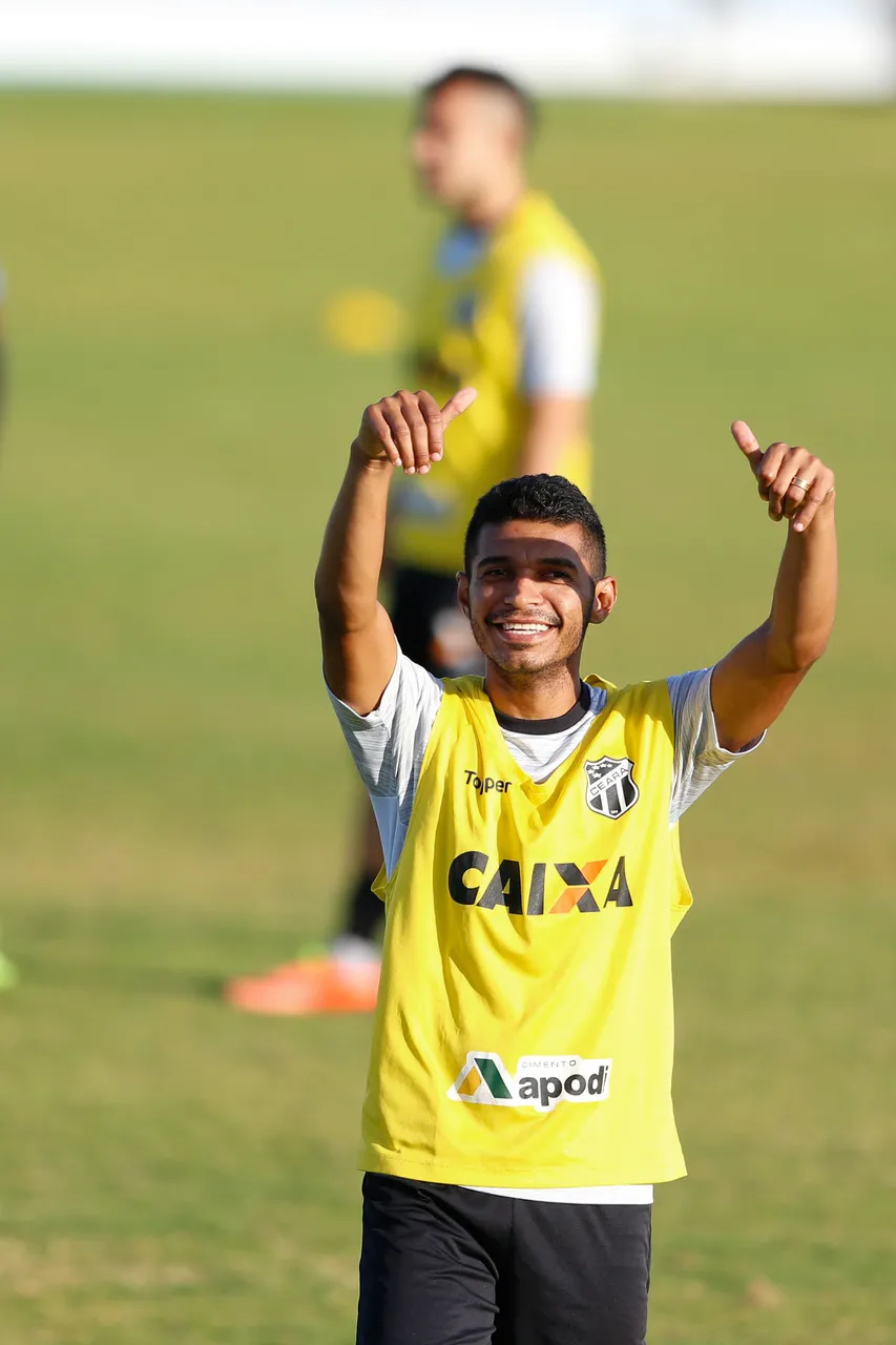 Pio vestiu a camisa do Ceará em 2017, depois de passagem marcante por Fortaleza