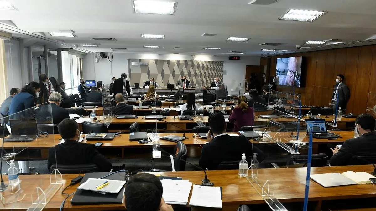 Por seis meses, a CPI da Covid-19 investigou suspeitas de corrupção na compra nacional de vacinas contra a Covid-19.
