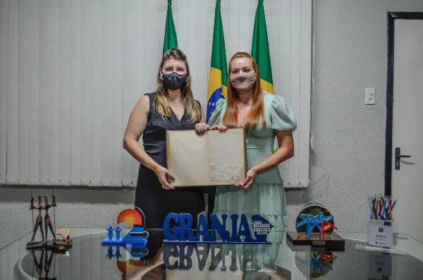 Imagem da notícia: Política em casa: famílias políticas do Ceará articulam candidaturas para 2022
