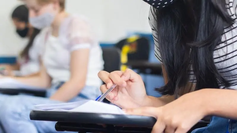 Imagem da notícia: Prefeitura de Fortaleza lança seleção pública para assistente da educação infantil