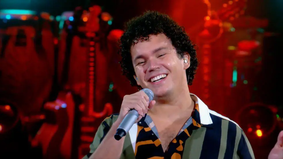 Imagem da notícia: Cearense Giuliano Eriston vence 'The Voice Brasil' com 33,98% dos votos