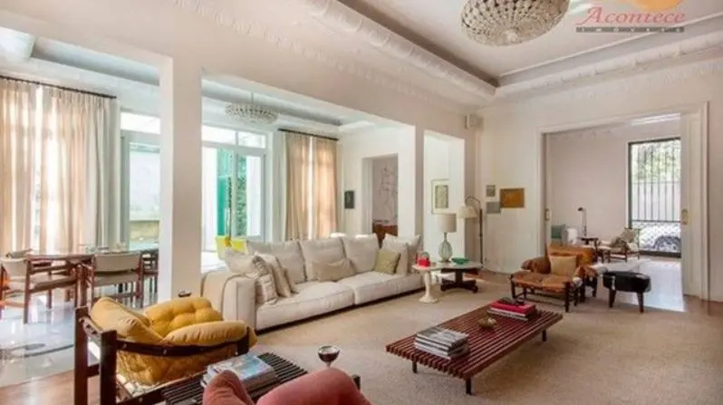 Sala de estar de mansão de Fernanda Lima e Rodrigo Hilbert