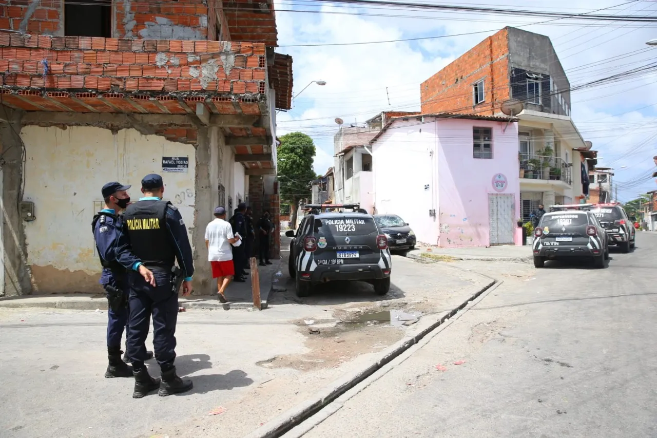 Apesar da atuação da Polícia, os confrontos entre grupos rivais resultaram em milhares de mortes nos últimos dois anos.