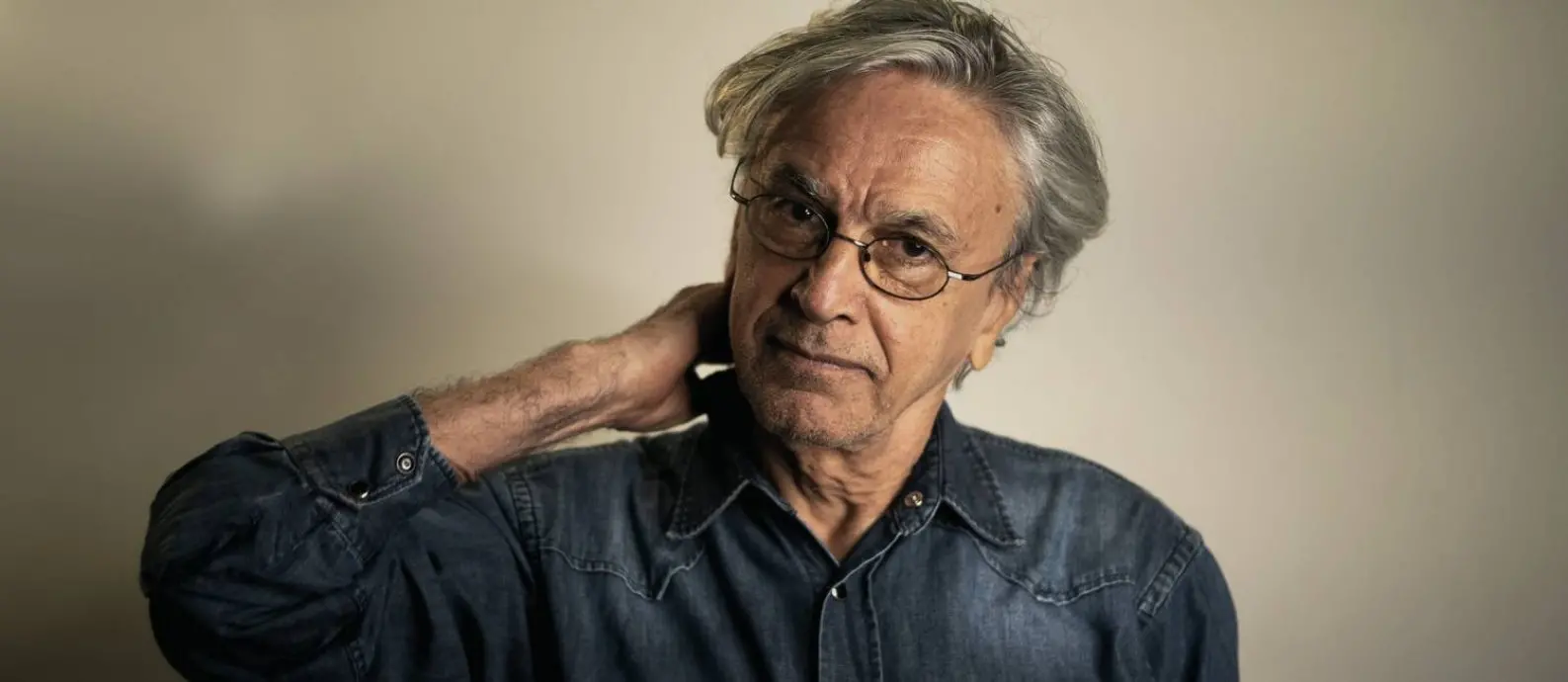 Imagem da notícia: Caetano Veloso testa positivo para Covid-19