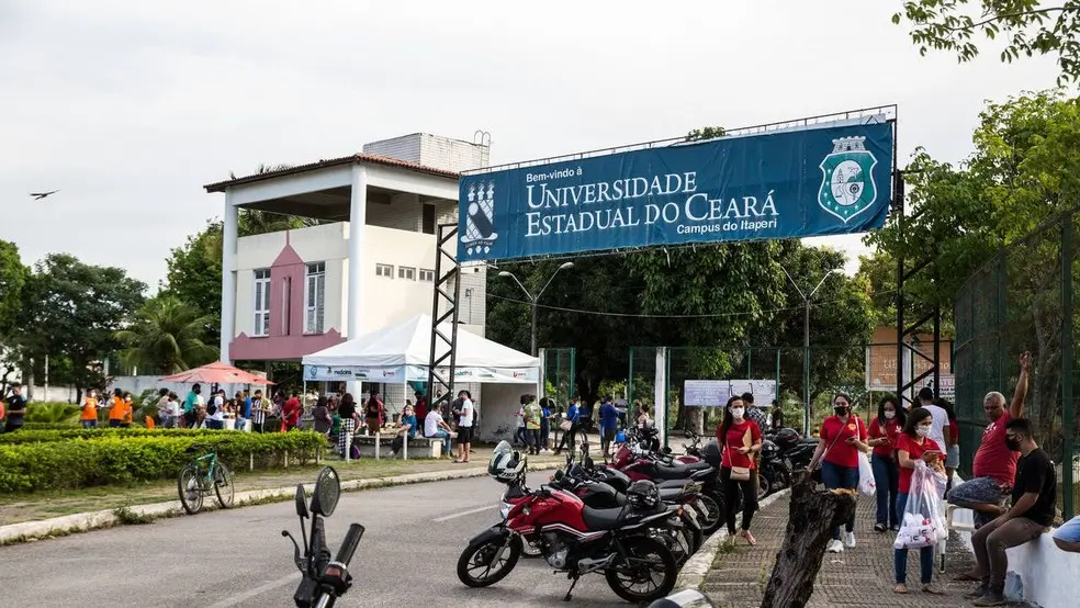 Imagem da notícia: Confira lista com mais de 15 concursos previstos para o Ceará em 2022 