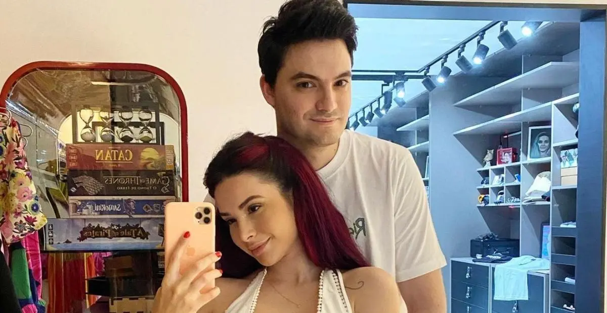 Imagem da notícia: Felipe Neto e Bruna Gomes terminam namoro e youtuber é acusado de acabar relação por ligação