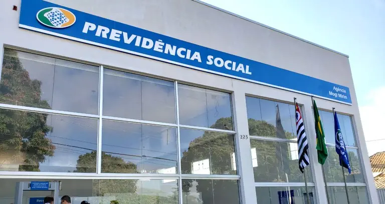Imagem da notícia: INSS prorroga prazo para prova de vida até junho de 2022; veja calendário 