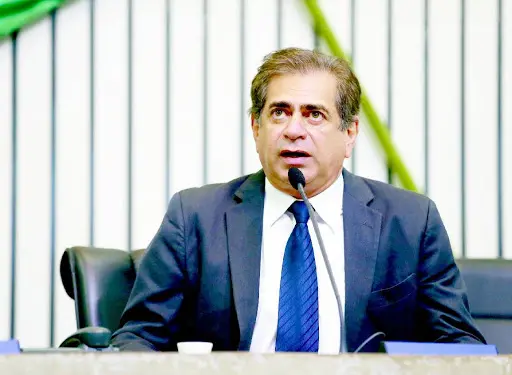 Deputado Zezinho Albuquerque na Assembleia LEgislativa