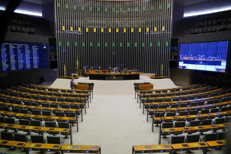 Ao todo, 22 cadeiras na Câmara dos Deputados estarão em disputa no Ceará em 2022