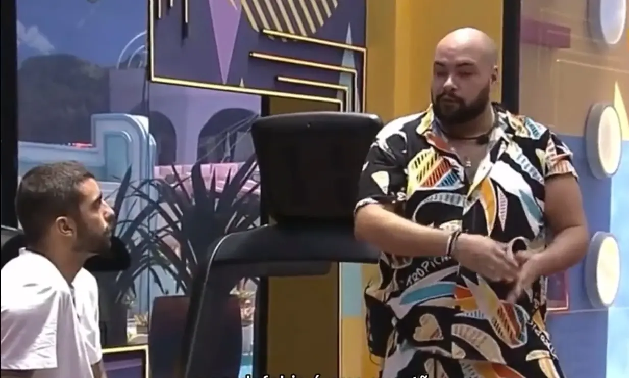 Imagem da notícia: Tiago Abravanel debate gordofobia com outros participantes do BBB 22: 'questão de condição social'