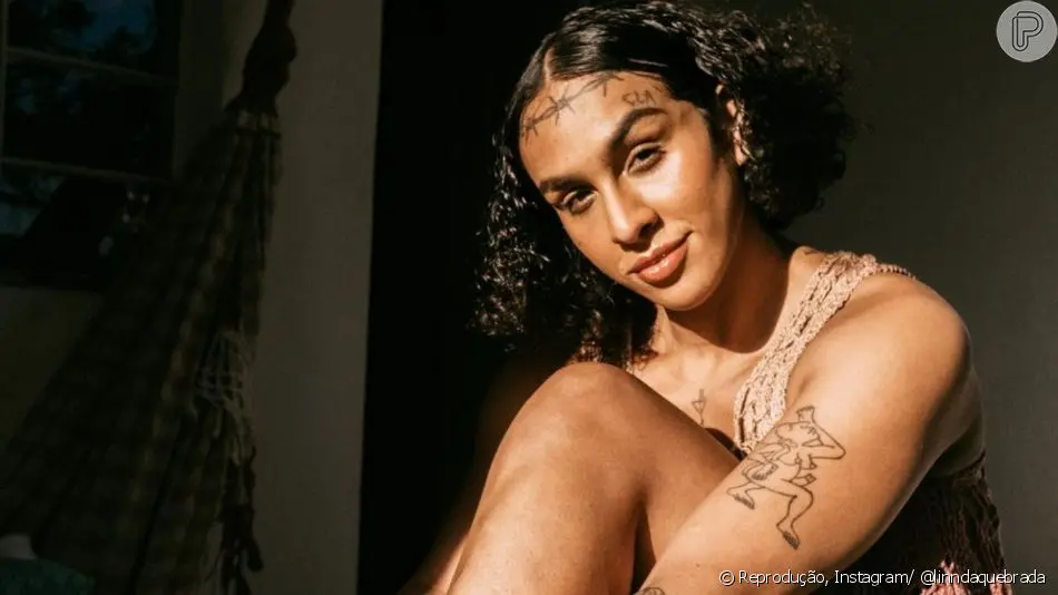 Imagem da notícia: Linn da Quebrada, do BBB22, identifica-se como travesti e não como mulher trans; entenda a diferença