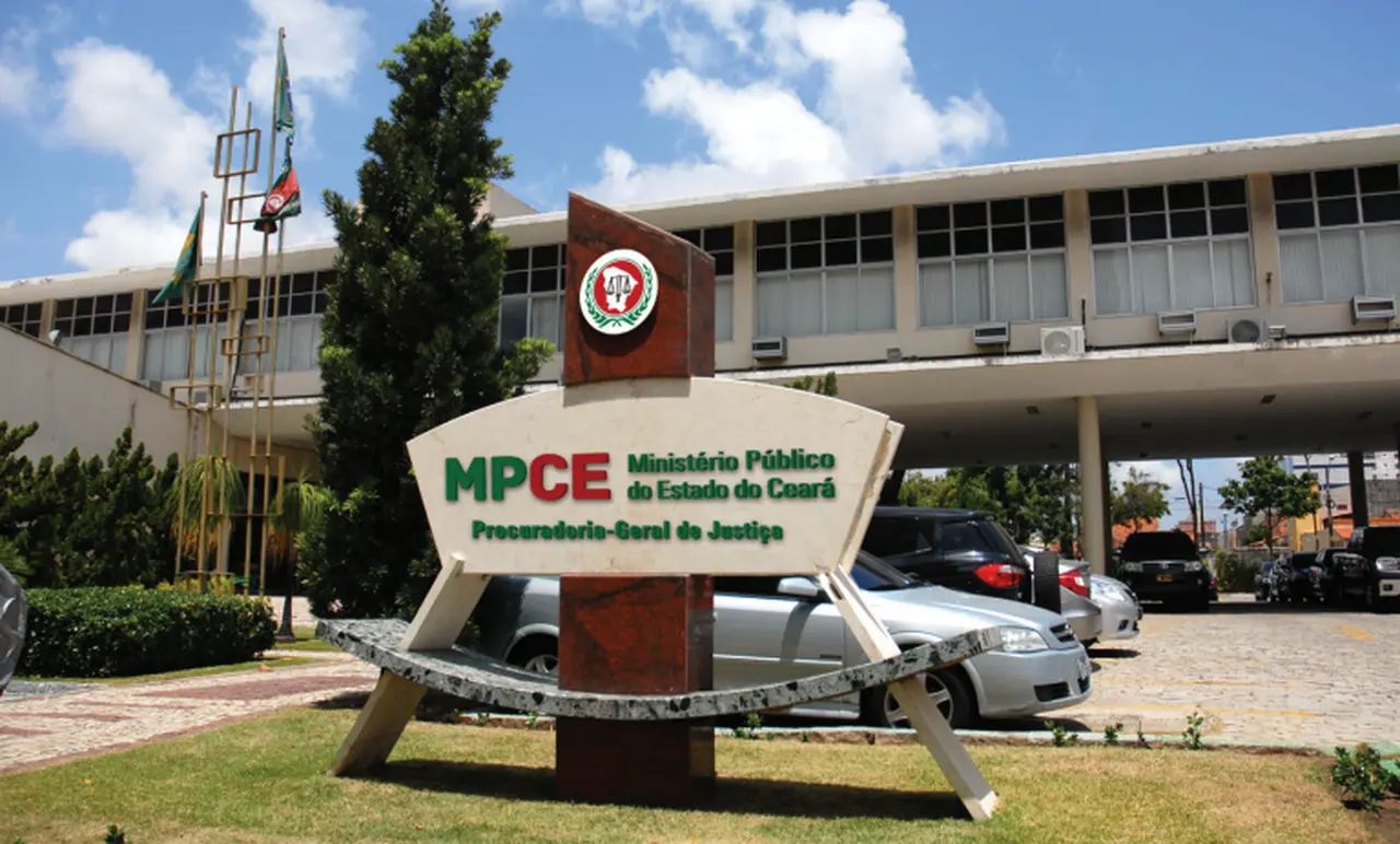 Imagem da notícia: MP pede instauração de inquérito para investigar supostas fraudes em jogos do Cearense e da Série D